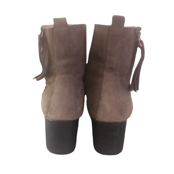 Banana Republic Suede Ankle Boot Women's Taupe Bootie size 7 - Picture 6 of 9